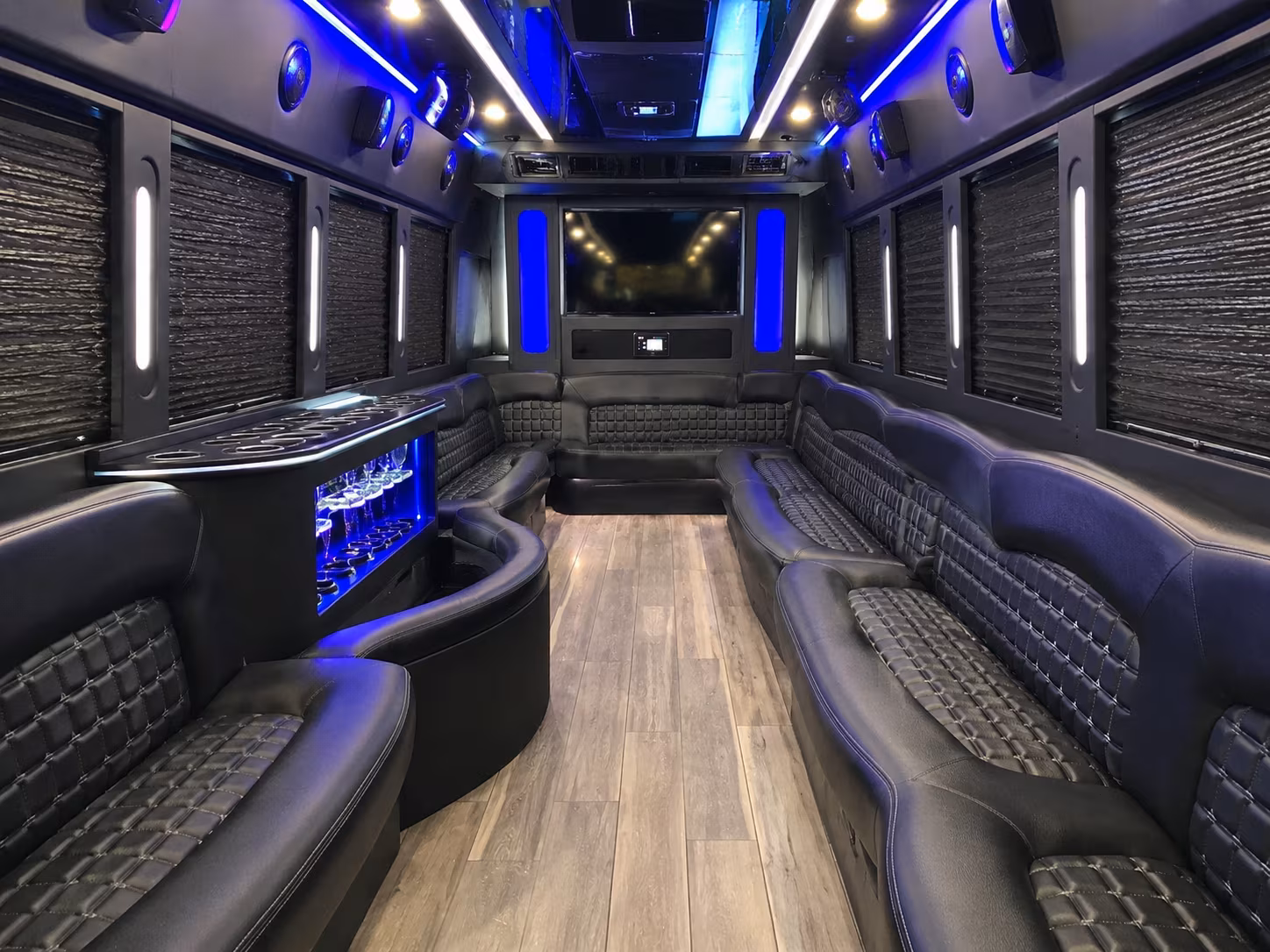 Hollywood Birthday, Sweet 16, & Quinceañera Transportation party bus exterior