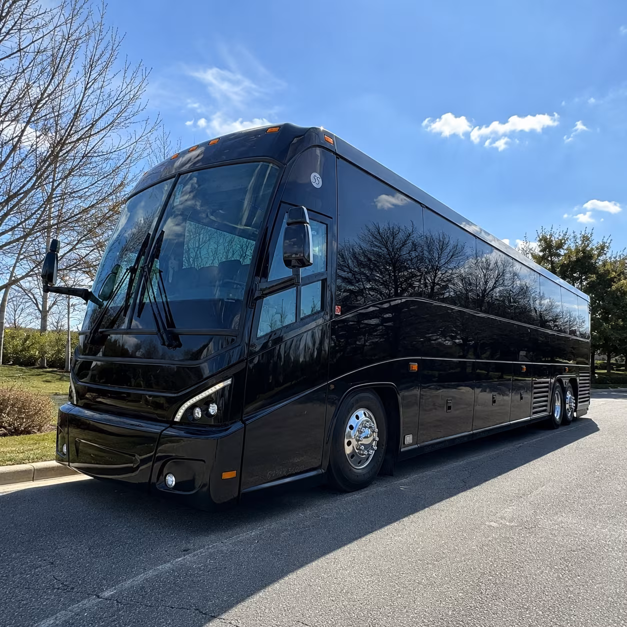 Hollywood Corporate Transportation party bus exterior