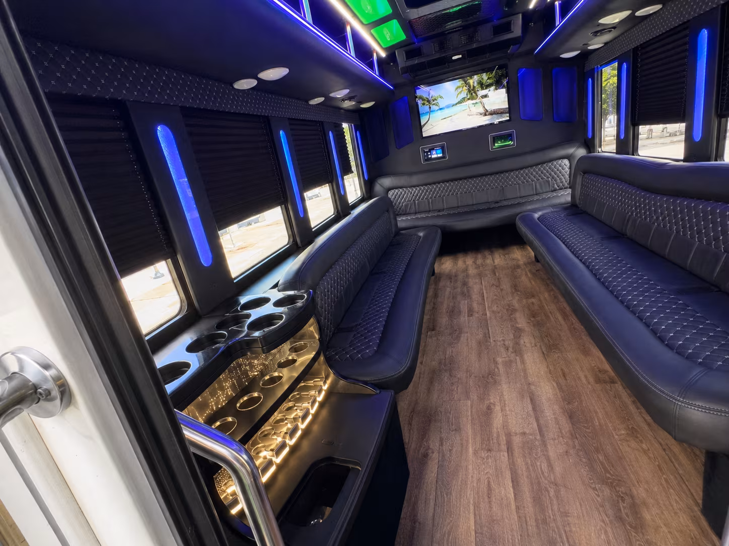 Hollywood Prom & Homecoming Transportation pickup coordination