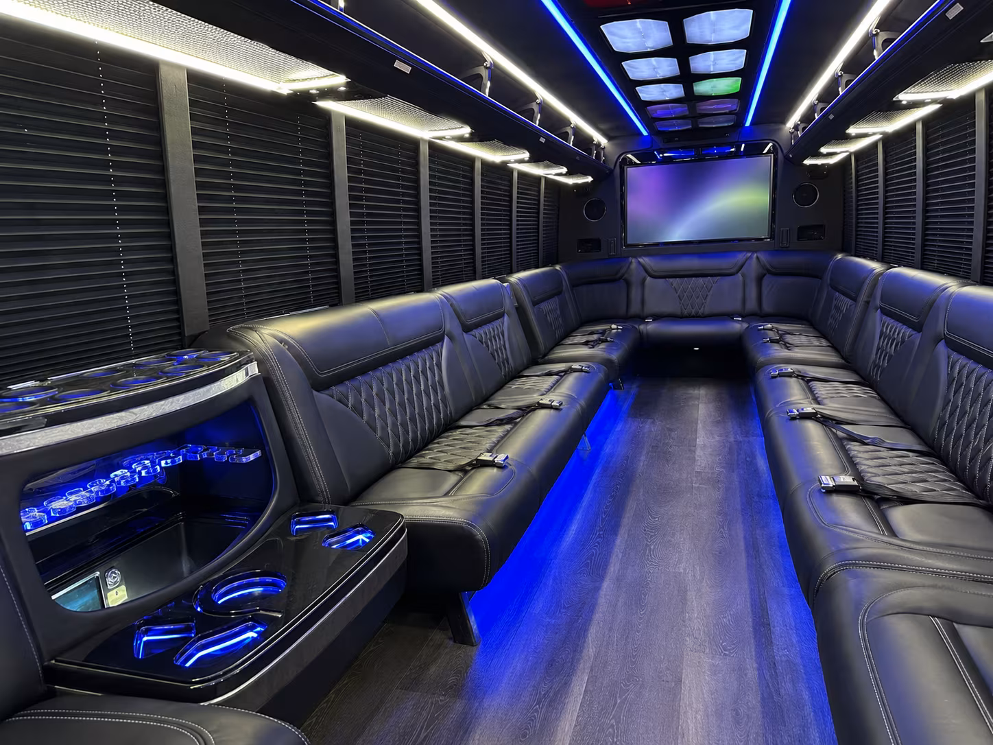 Hollywood Winery Tour & Pub Crawl Transportation party bus exterior