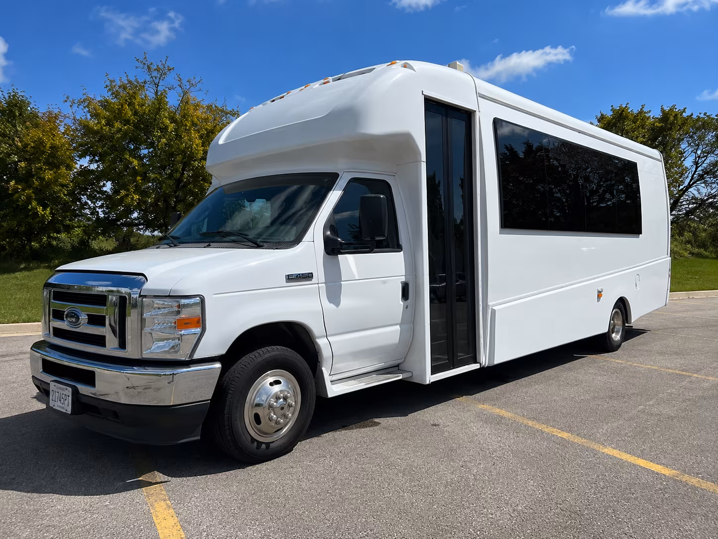 Hollywood Winery Tour & Pub Crawl Transportation group transportation