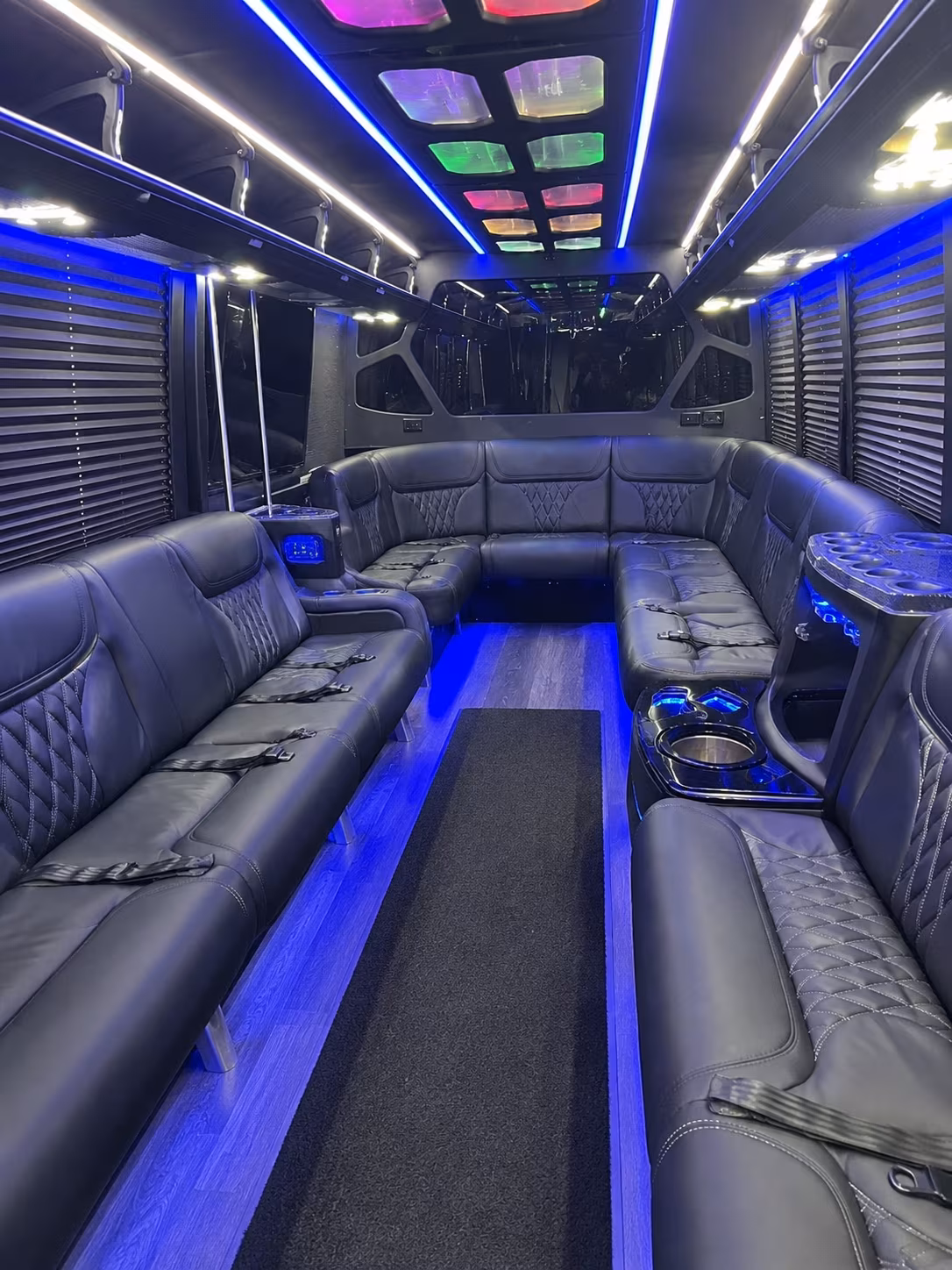 Hollywood Winery Tour & Pub Crawl Transportation route planning