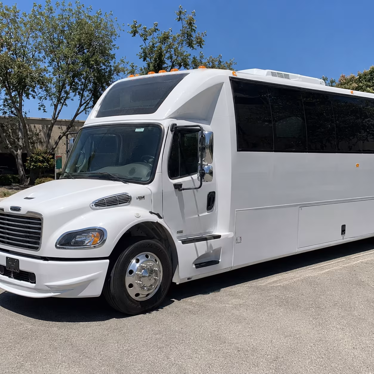 Pembroke Pines Birthday, Sweet 16, & Quinceañera Party Bus Rentals